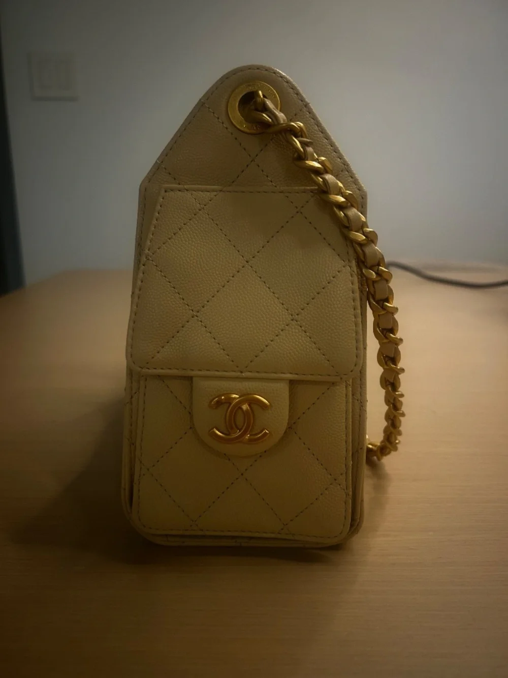 Chanel 25 Mini Hobo Bag beige grained calfskin w/gold hardware - Worn Once!